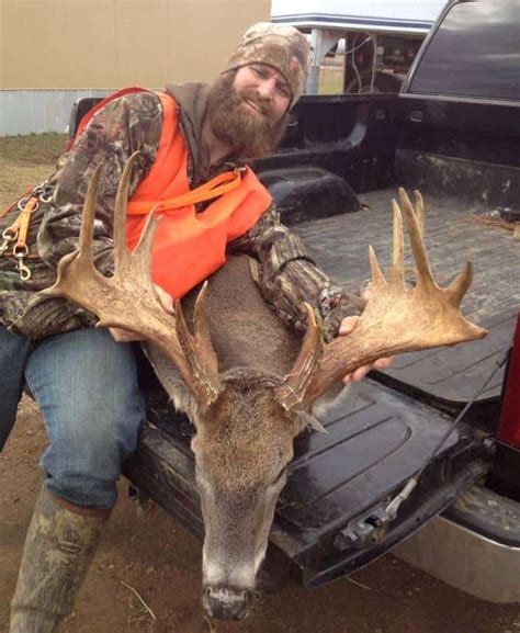 Louisiana Giant Palmated Buck 201 28 Big Deer