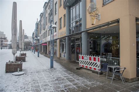 Die neusten immobilienangebote per email? Stadt Neu-Ulm: Hausbesitzer am Petrusplatz streitet mit ...