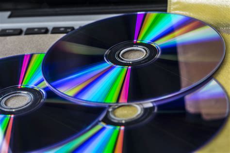 Even apple itself has made a conscious move away from physical discs with the removal of dvd drives from its. How to Convert DVDs to MP4 Files in Windows or Mac OS X ...