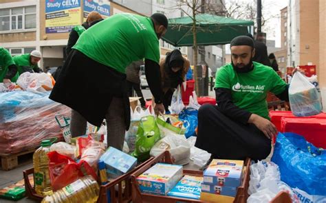 Muslims Donate 10 Tonnes Of Food In Charity Drive For Homeless At Christmas