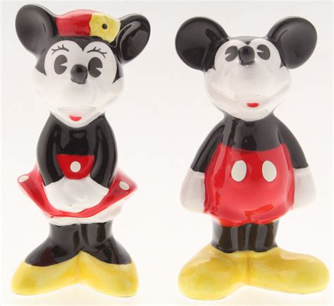 Vintage Disney Mickey Mouse And Minnie Mouse Ceramic Figurines With High Quality Display Case