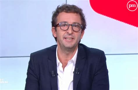 Tous ses films, livres et séries. Cyrille Eldin La Gêne - Puremedias