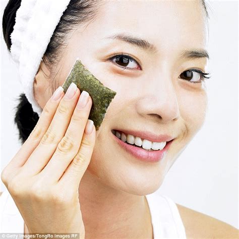 Well, don't be surprised because tea bags are effective in dealing with this discomforting condition too. 8 Tea Bag Beauty Hacks - Reasons Why You Should Not Throw ...