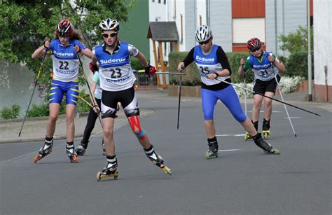 How to stop on roller skates for beginners. Roller skiing - Wikiwand