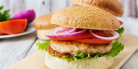 30 Healthy Fast Food Options for When You're Eating On the Go