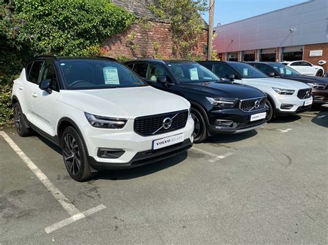 Onyx black metallic 2020 v60 cross country. Volvo V60 Cross Country Blue 5dr 2020 for sale in ...