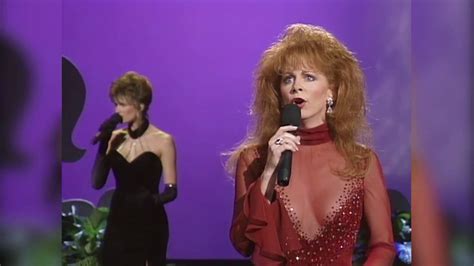 Cma Awards 5050 Iconic Moments With Reba Mcentire And Little Big Town Youtube