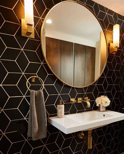 I Love This Art Deco Bathroom Bold Tile Decor Interior Design Art