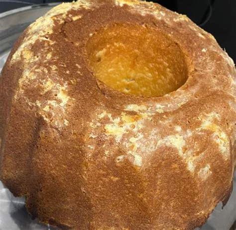 Eier sind ein unglaublich vielseitiges lebensmittel und kommen bei vielen menschen täglich auf den tisch: Siege Bild was hab ich falsch gemacht beim backen? (Kuchen)