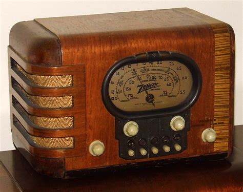Antique Zenith Radio Car Interior Design