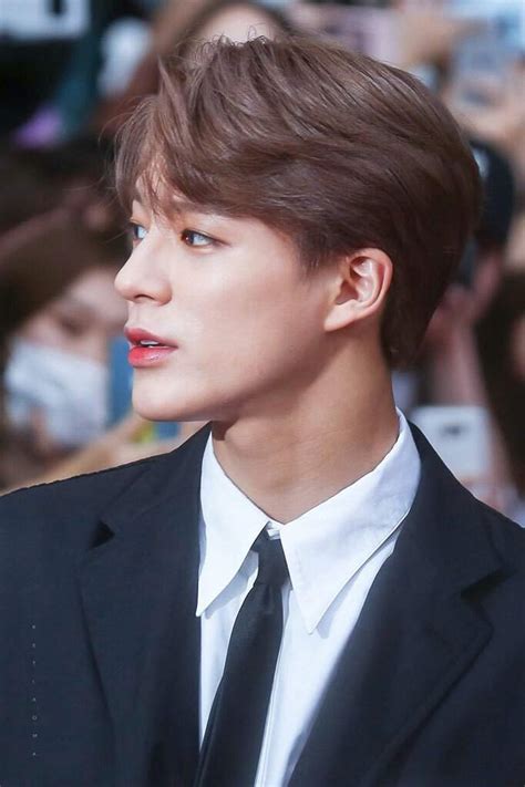 Here Are Photos Of Nct Dream Jeno S Perfect Side Profile For You To