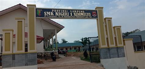 Lowongan Kerja SMK NEGERI 1 SIDOMULYO