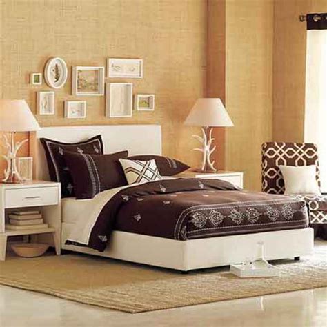 Romantic Bedroom Decorating Ideas Home Design / design ... It's easy to do though, and here are some charming but cheap bedroom.