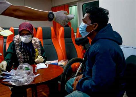 To create coronavac, the sinovac researchers started by obtaining samples of the coronavirus from patients in china, britain, italy, spain and switzerland. Indonesia autoriza la vacuna contra la covid-19 de la ...