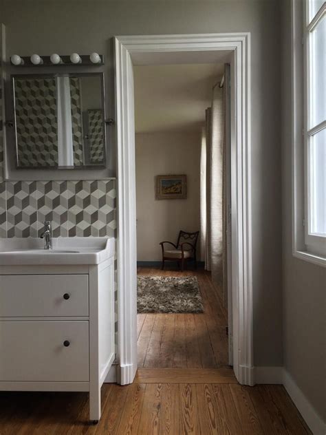 I would also suggest photographing the wall too. walls purbeck stone trim wevet - Farrow & Ball Inspiration | Farrow ball, Farrow and ball paint ...