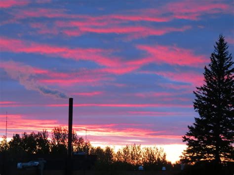 beautiful sunset in Cochrane, Ontario (With images) | Beautiful sunset, Cochrane, Scenery