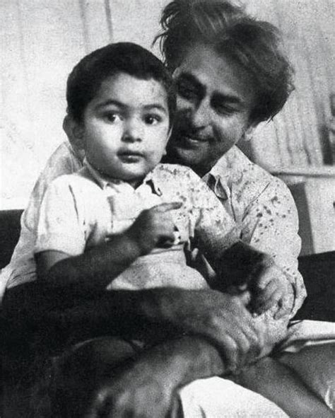 Rare And Unseen Pictures Of Rishi Kapoor A Throwback To His Childhood