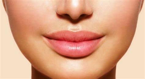 How To Get Fuller Lips Naturally 10 Ways To Get Full Lips Without Botox