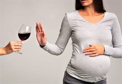 Experts Agree You Shouldnt Drink While Pregnant Engoo Daily News