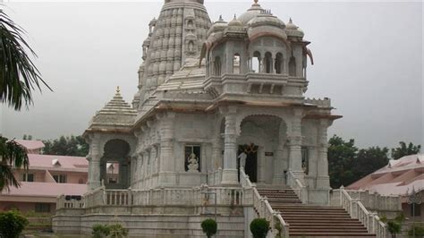 Trimbakeshwar temple is one of the twelve jyotirlingas in india. Trimbakeshwar Shiva Temple ,Nashik , Maharashtra, India ...