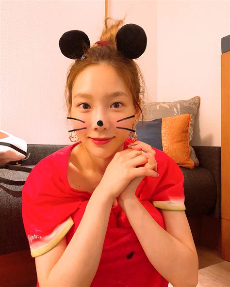 See Snsd Taeyeon S Adorable Photos With Zero Wonderful Generation