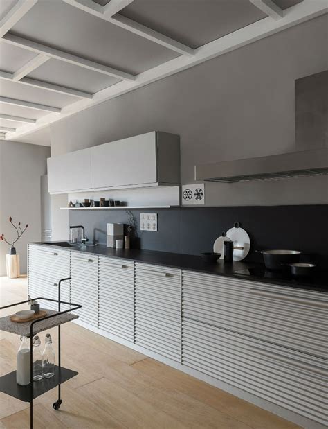 Design and implementation of kitchen for restaurant, hotels and villas. Stylish Italian Kitchen Designs - Decoholic