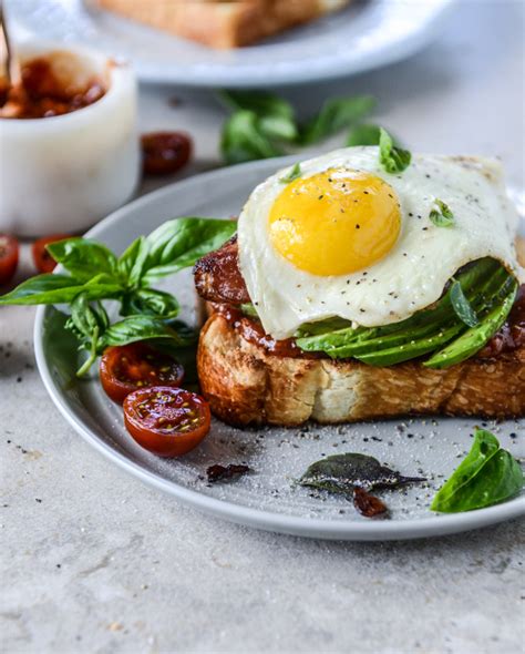Avocado Bacon And Egg Toast With Quick Tomato Jam How