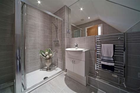 Taylor Wimpey Bathroom Tile Choices
