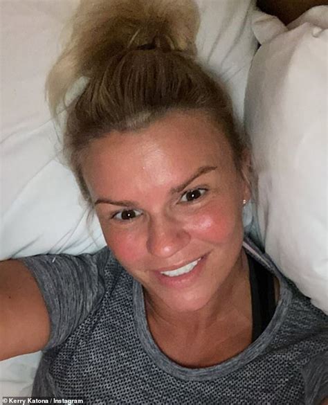 Kerry Katona Shows Off Her Abs After Gaining 15 Stone In Lockdown