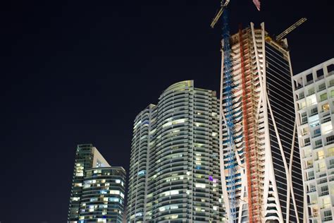 Zaha Hadids 1000 Museum Lights Up Downtown Miami Skyline Miami New Times