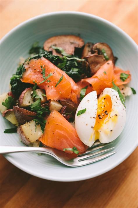 Is it healthy to eat smoked salmon? Smoked Salmon Breakfast Bowl with a 6-Minute Egg | Smoked salmon breakfast, Salmon breakfast ...