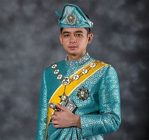 Finally, to my wife, tengku puteri nadiah tengku baharuddin shah, my father, atan mohamed, my mother. About : HRH Tengku Mahkota of Pahang