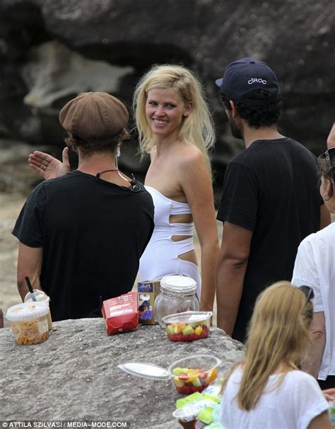 Lara Stone Wears Bikini As She Hits Sydney S Bondi Beach For Vogue