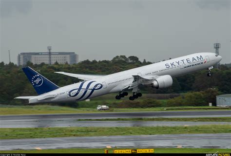 F Gznt Air France Boeing 777 300er At Tokyo Narita Intl Photo Id