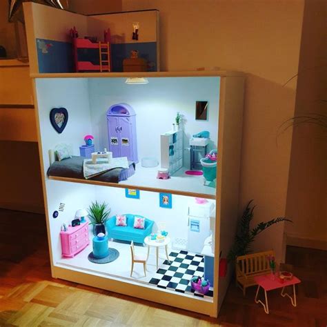 Barbie badezimmer kaufen toilette möbel. Barbiehaus selbstgemacht | Barbie haus, Selber bauen ...