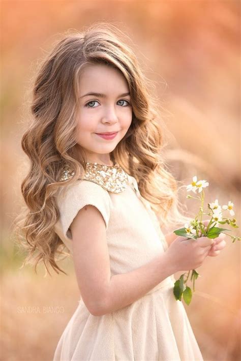 35 Cute And Fancy Flower Girl Hairstyles For Every Wedding