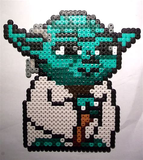 Yoda By Lywen64 On Deviantart Star Wars Crafts Perler Bead Art