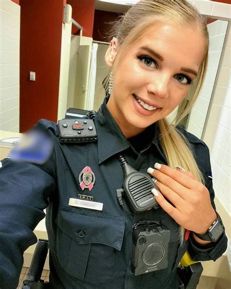 1 942 Kedvelés 90 Hozzászólás Officer Kk Ofc Kk Instagram Hozzászólása “if The Energizer