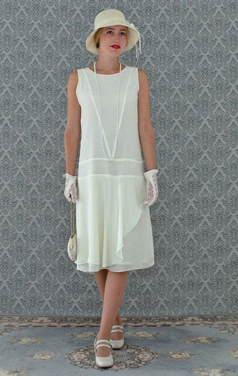 We did not find results for: Creme Chiffon Flapper Kleid mit einem Rüschen Rock Detail ...