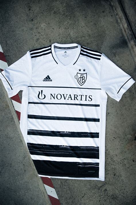 Jun 01, 2021 · gini wijnaldum played nearly 5,000 minutes for liverpool last season. FC Basel voetbalshirts 2020-2021 - Voetbalshirts.com
