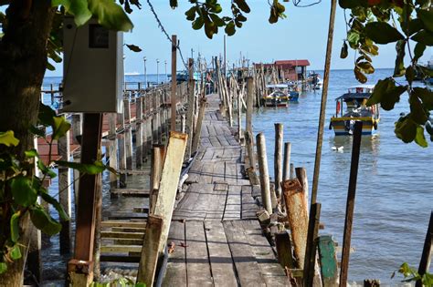 Teluk bahang adalah perkampungan nelayan yang ramah di hujung barat laut pulau pulau pinang. Diari Si Ketam Batu: Kembara Penang 2014 | Episod 01 ...