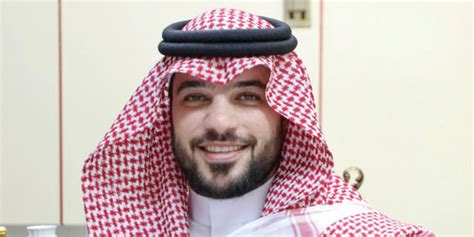 موضوع عن أهمية الوحدة بين بلاد المسلمين. سلطان أزهر ثالث لاعب يرأس نادي الوحدة