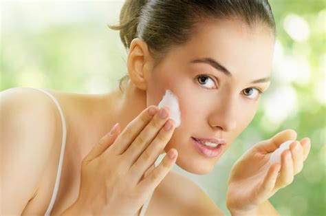 8 Common Skin Care Mistakes To Avoid