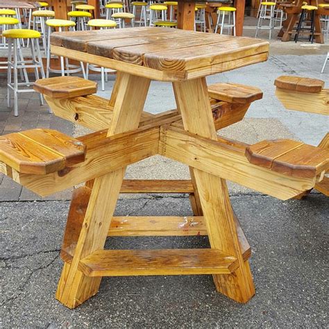 Mesa com bancos #picnic tables with chairs in 2020 | Wood projects, Diy