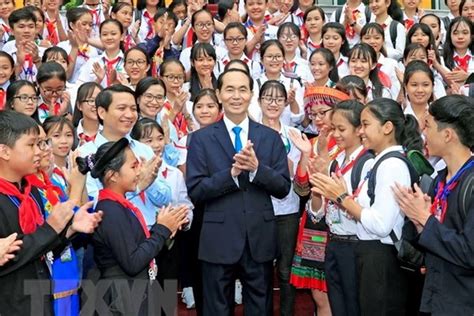 Chủ trương, chính sách mới. Chủ tịch Nước Trần Đại Quang gặp mặt 200 chỉ huy Đội giỏi ...