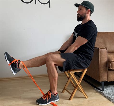 The 7 Best Leg Exercises With Resistance Bands Biqbandtraning