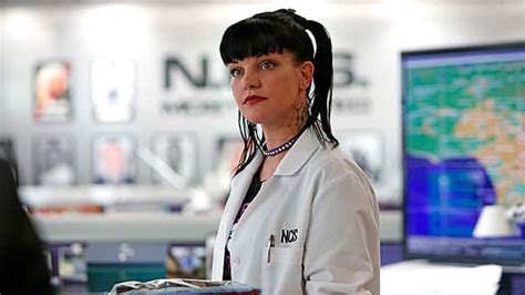 ncis star pauley perrette attacked on the street in hollywood suspect arrested