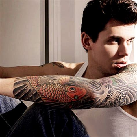 En draagt zelf onder andere: John Mayer | John mayer tattoo, John mayer, John mayer lyrics