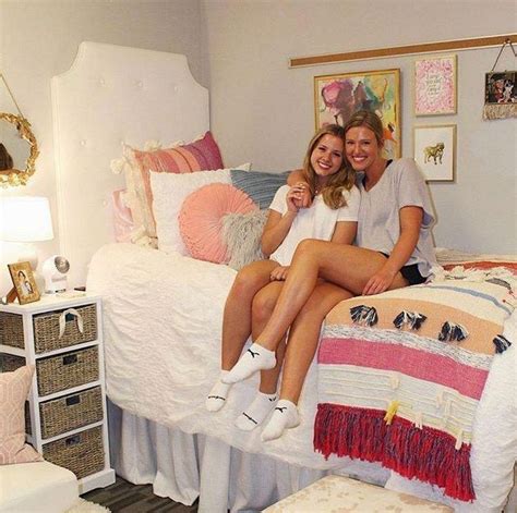 71 Incredible Dorm Room Makeovers That Will Make You Want To Go Back To