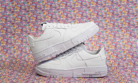 Todos nuestras zapatillas nike son 100 % auténticas y exclusivas. Nike Air Force 1 Pixel White | Sneaker Releases | Dead Stock